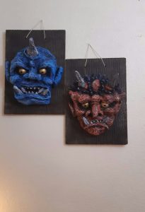 Masque de oni bleu et masque de oni rouge